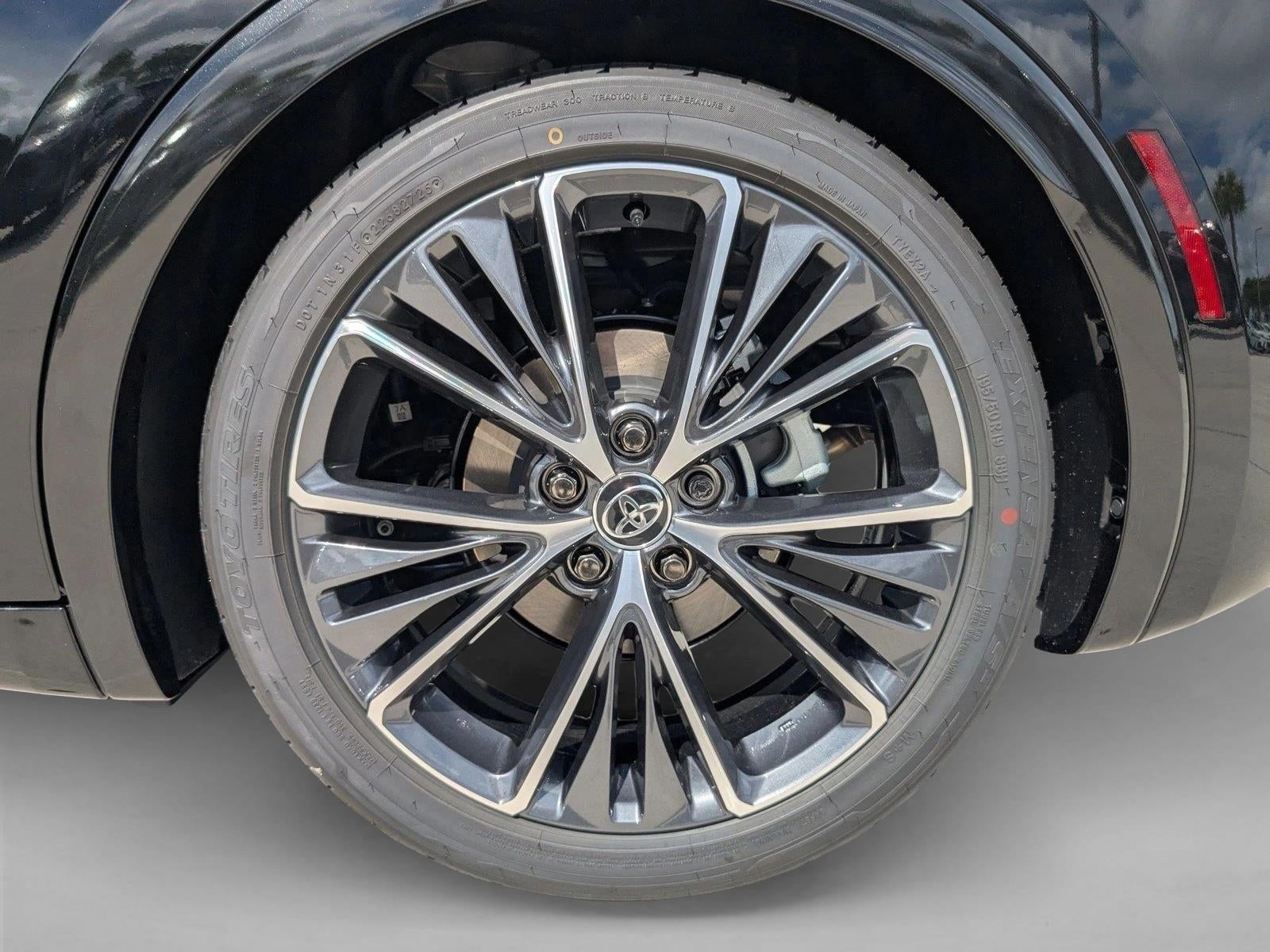 2026 Toyota Prius XLE (Natl)