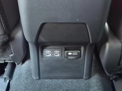 2026 Toyota Prius Plug-In Hybrid XSE (Natl)