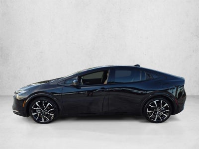 2026 Toyota Prius Plug-In Hybrid XSE (Natl)