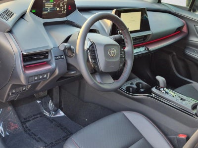 2026 Toyota Prius Plug-In Hybrid XSE (Natl)