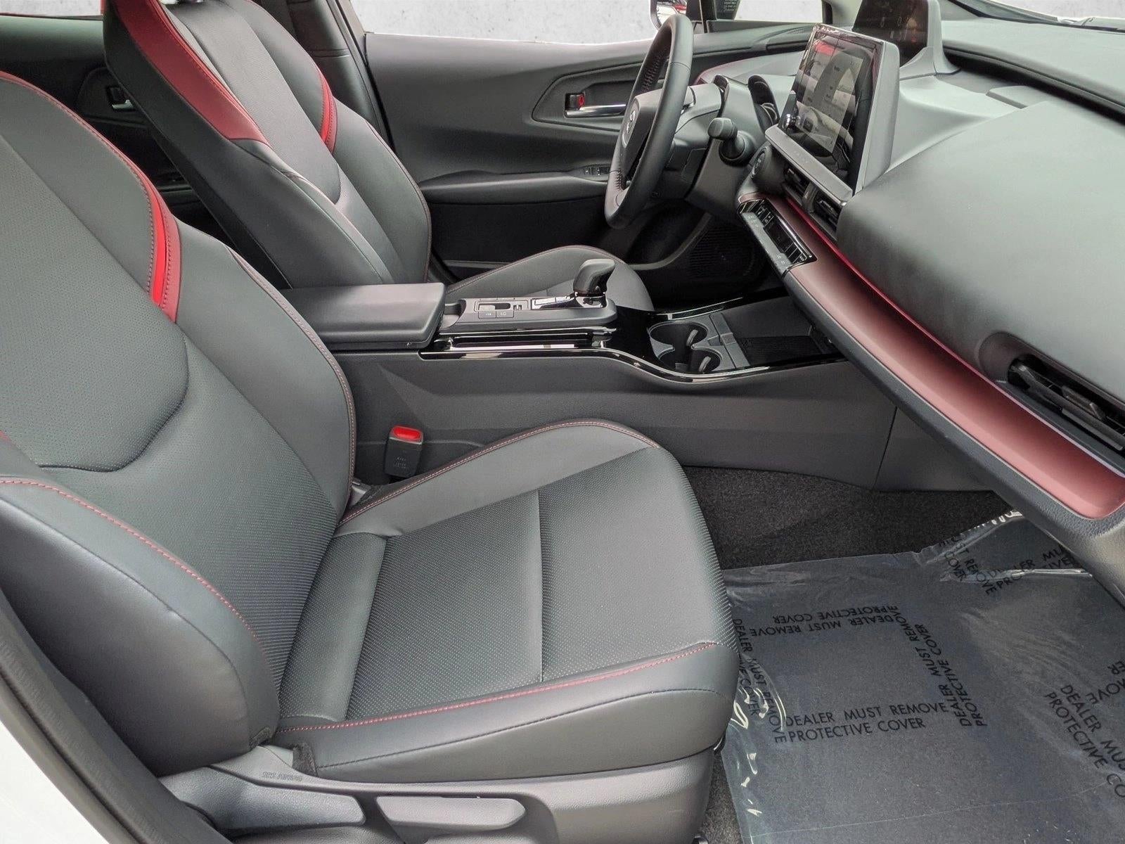 2025 Toyota Prius Plug-In Hybrid XSE (Natl)