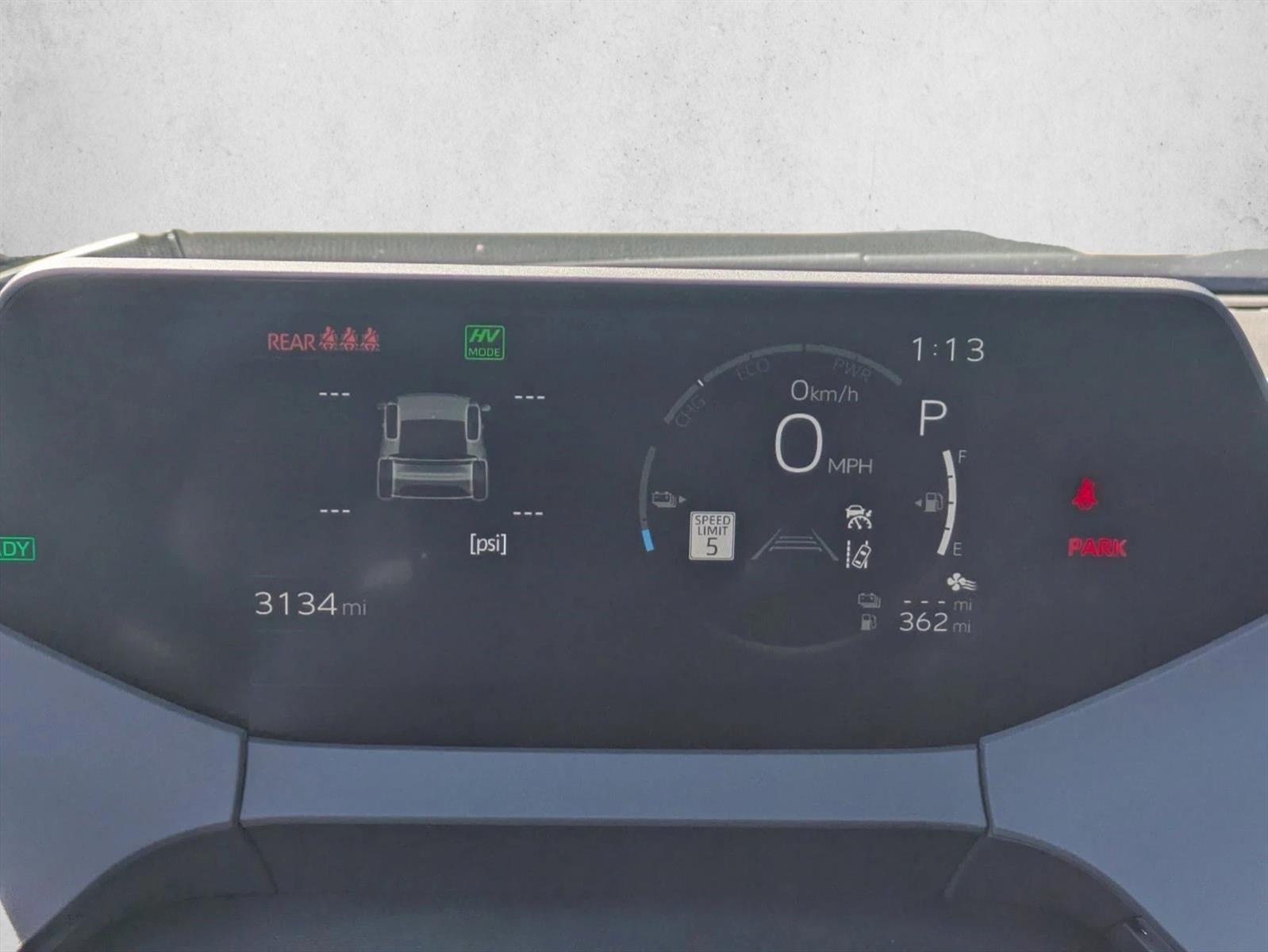 2025 Toyota Prius Plug-In Hybrid XSE (Natl)