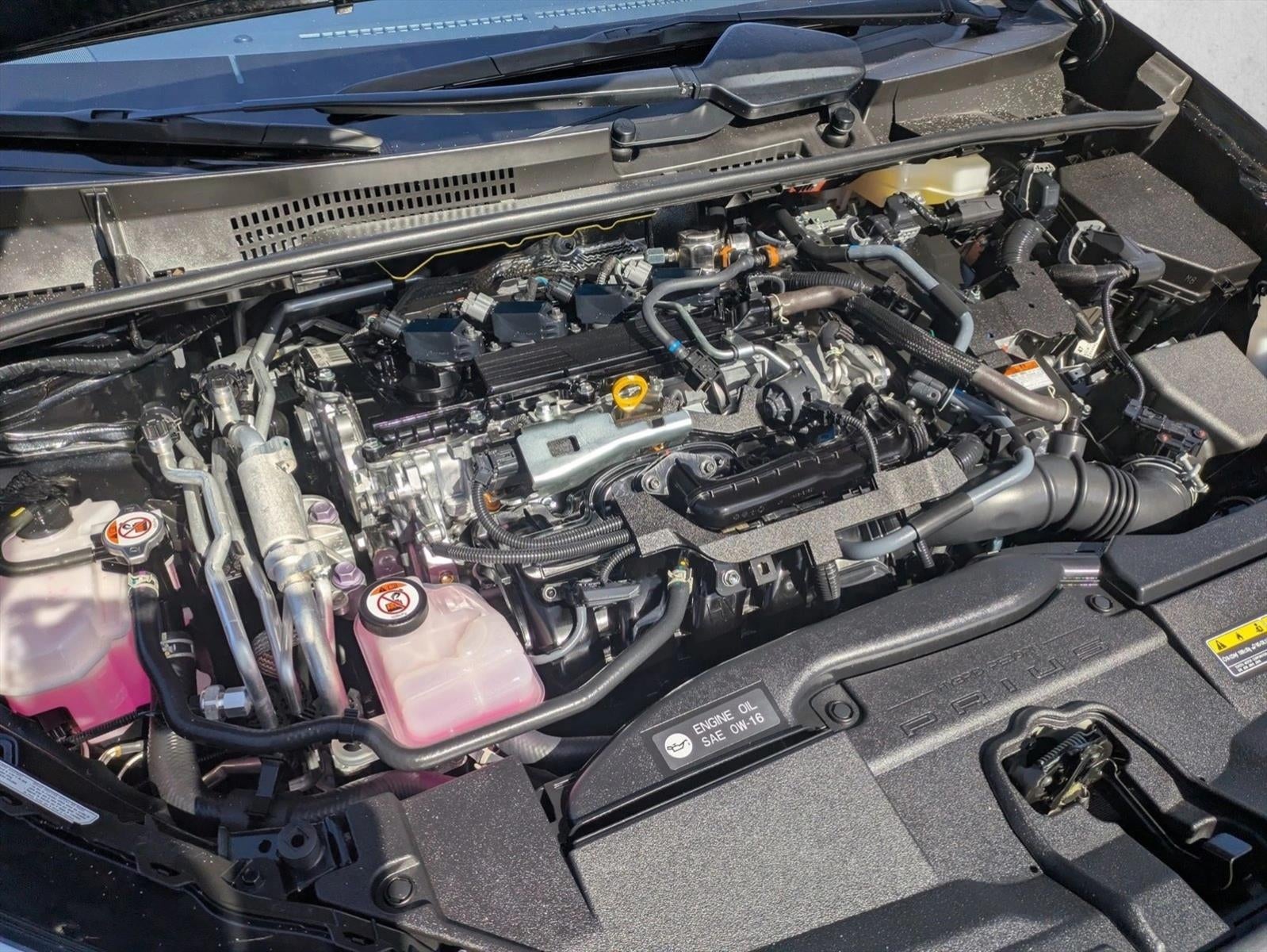 2025 Toyota Prius Plug-In Hybrid XSE (Natl)