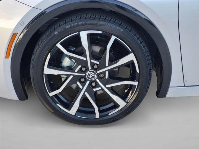 2026 Toyota Prius Plug-In Hybrid XSE Premium (Natl)