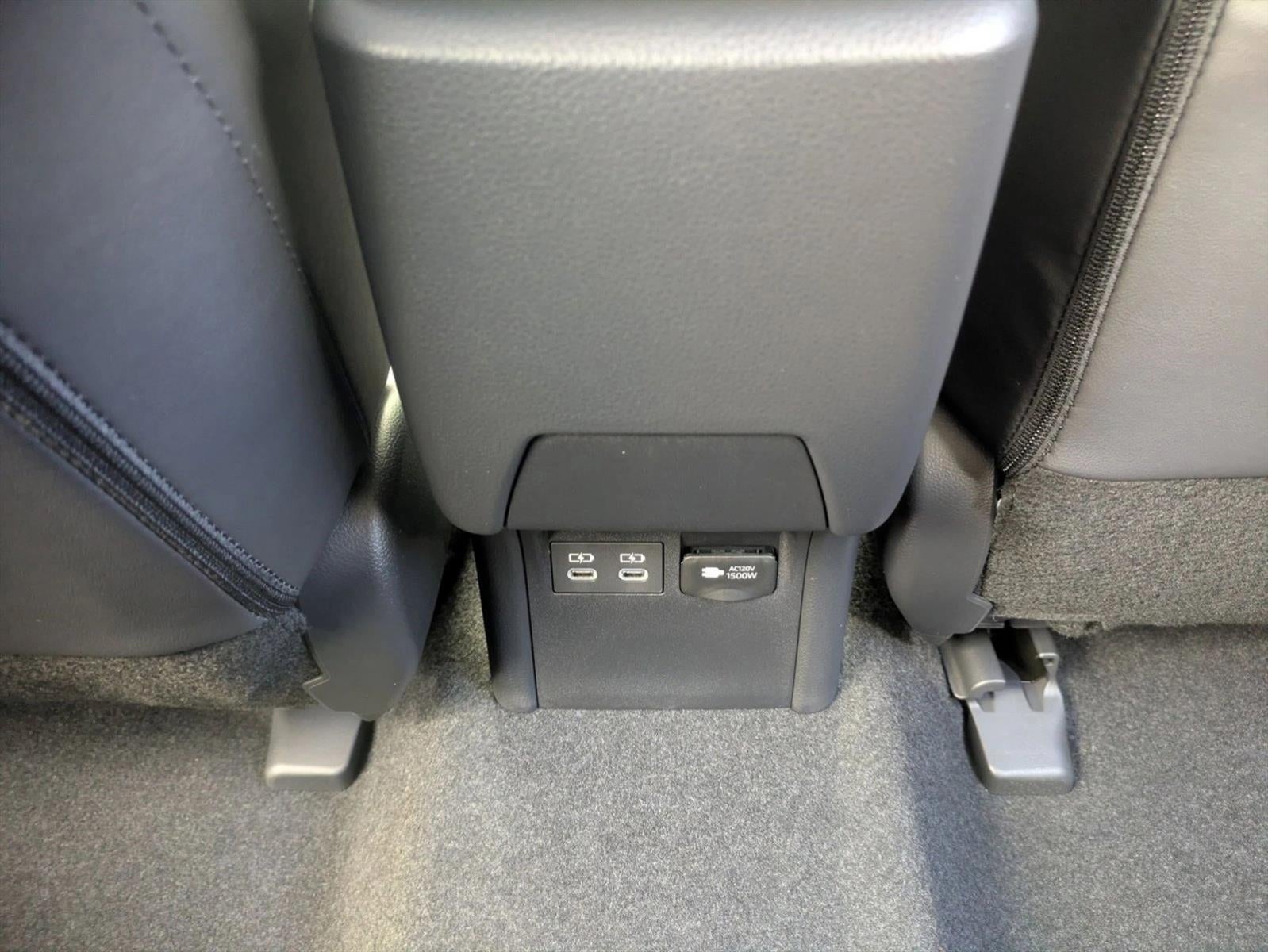 2024 Toyota Prius Prime XSE (Natl)