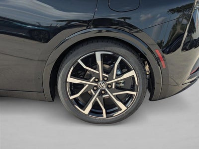 2026 Toyota Prius Plug-In Hybrid XSE Premium (Natl)