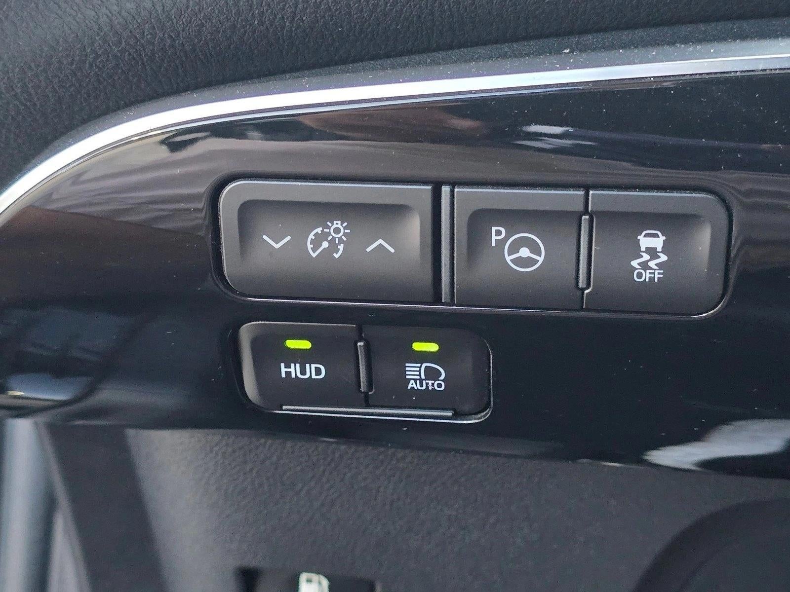 2022 Toyota Prius Limited (Natl)