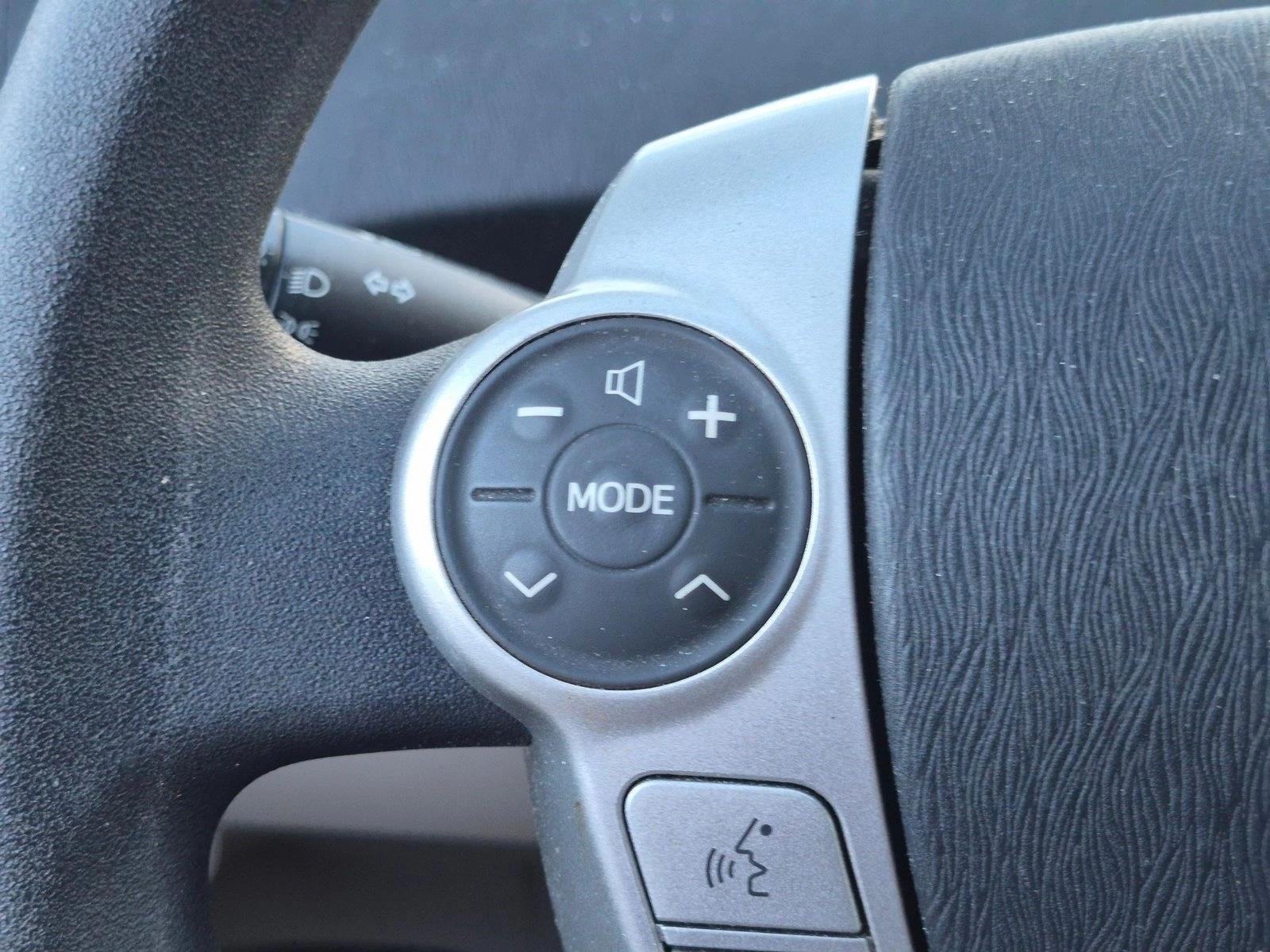 2010 Toyota Prius 5dr HB III (Natl)