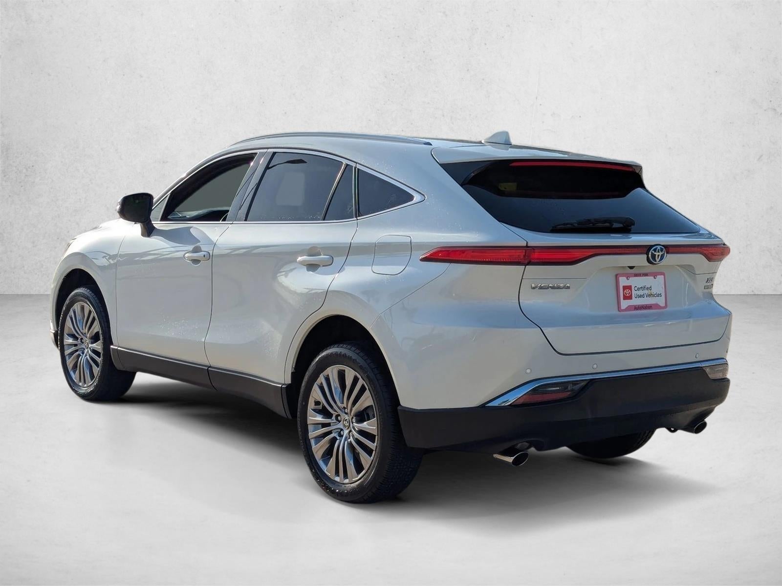 2022 Toyota Venza XLE AWD (SE)