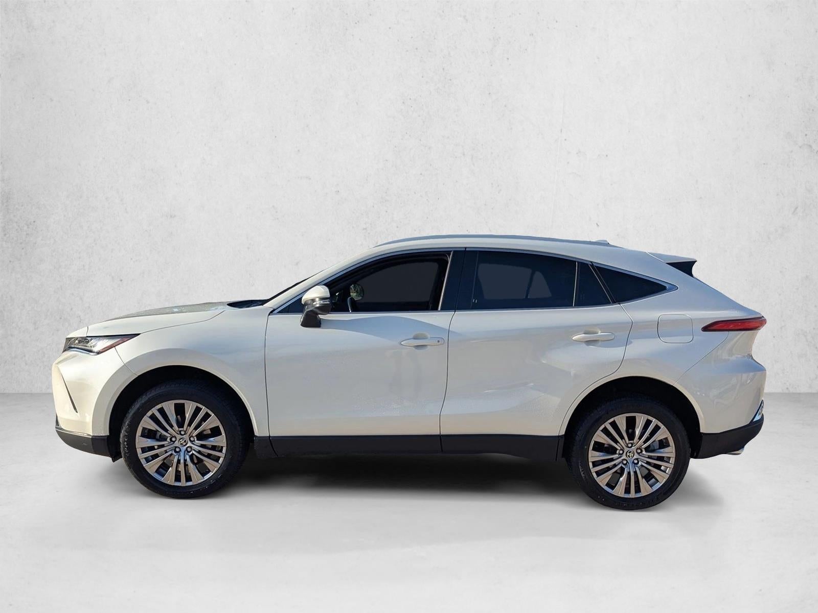 2022 Toyota Venza XLE AWD (SE)