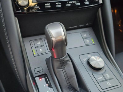2025 Lexus IS 300 RWD