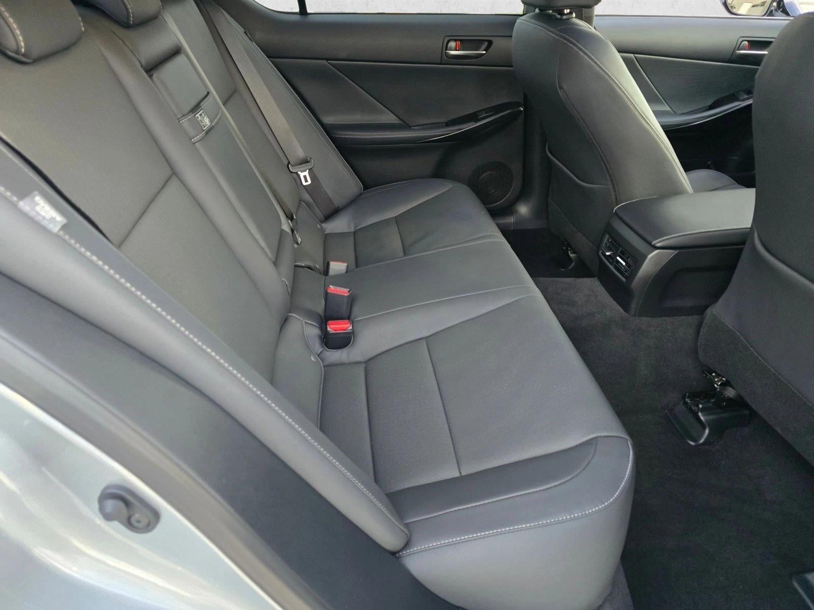 2025 Lexus IS 300 RWD