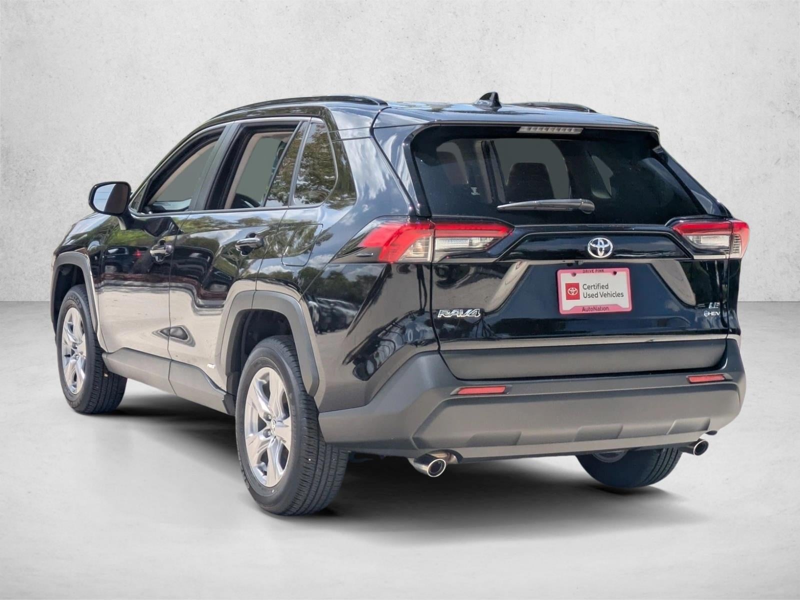 2025 Toyota RAV4 Hybrid LE AWD (Natl)