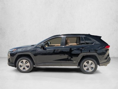 2025 Toyota RAV4 Hybrid LE AWD (Natl)