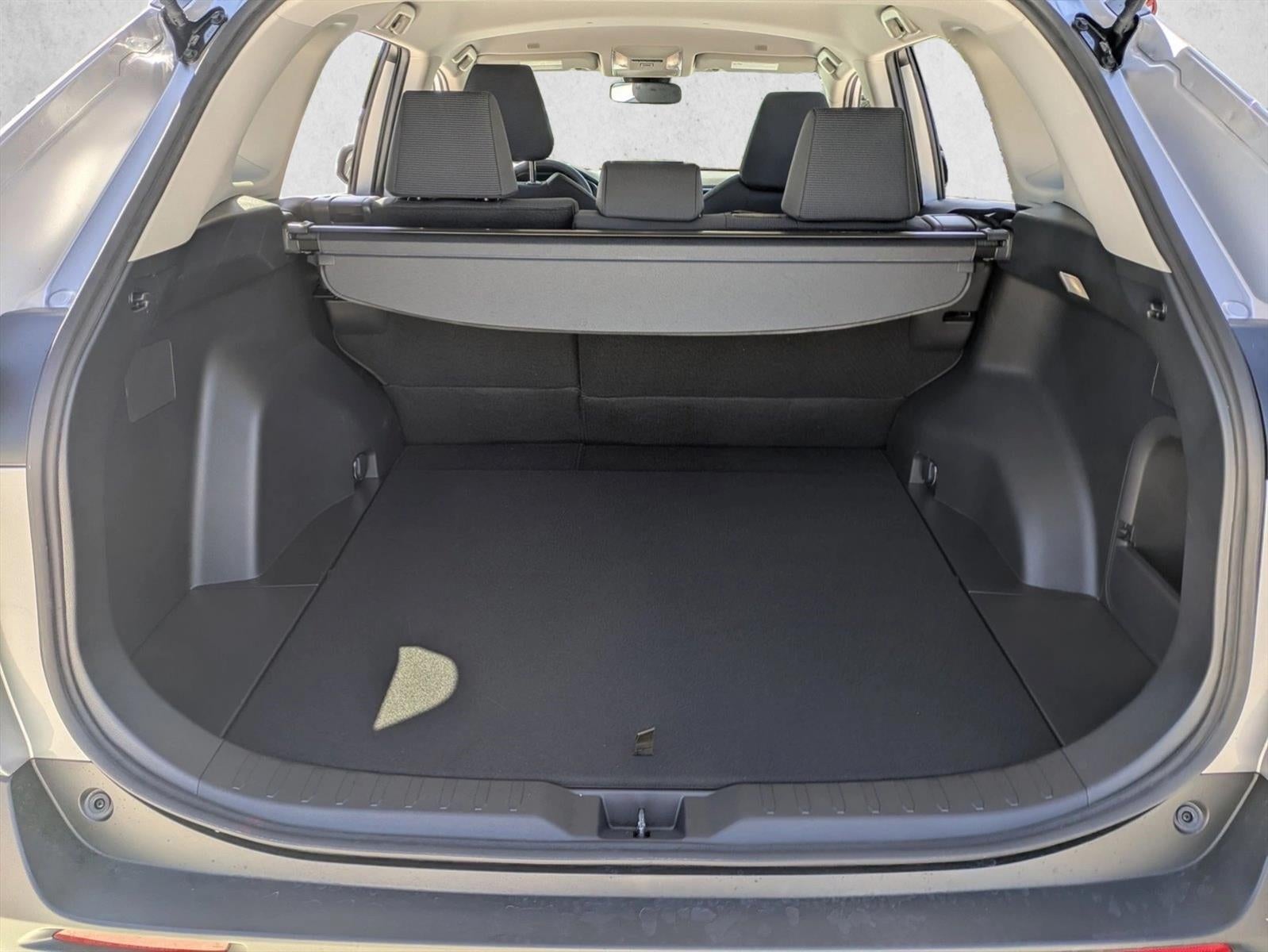 2025 Toyota RAV4 Hybrid LE AWD (Natl)