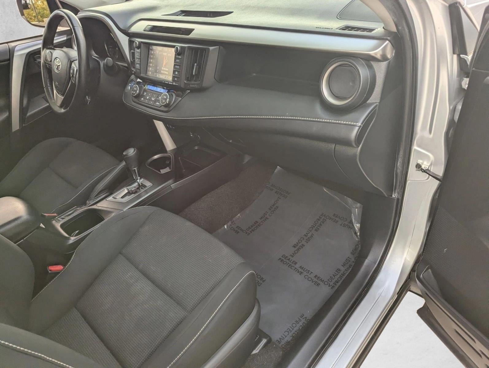 2016 Toyota RAV4 Hybrid AWD 4dr XLE (Natl)