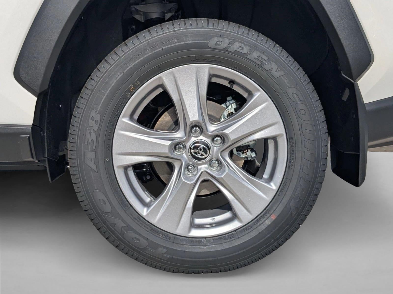 2025 Toyota RAV4 Hybrid XLE AWD (Natl)