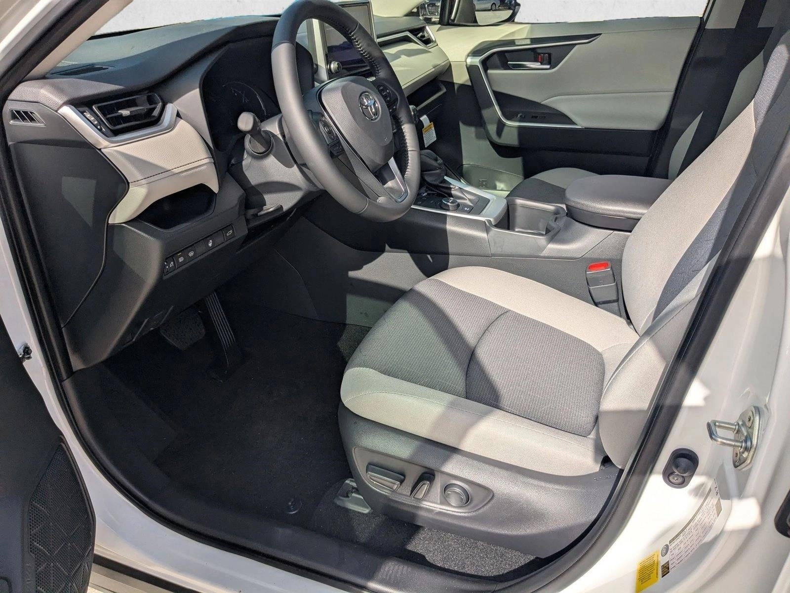 2025 Toyota RAV4 Hybrid XLE AWD (Natl)