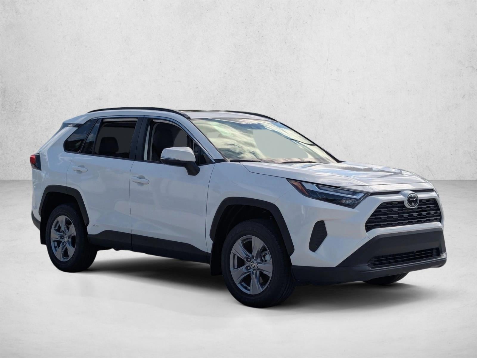 2025 Toyota RAV4 Hybrid XLE AWD (Natl)