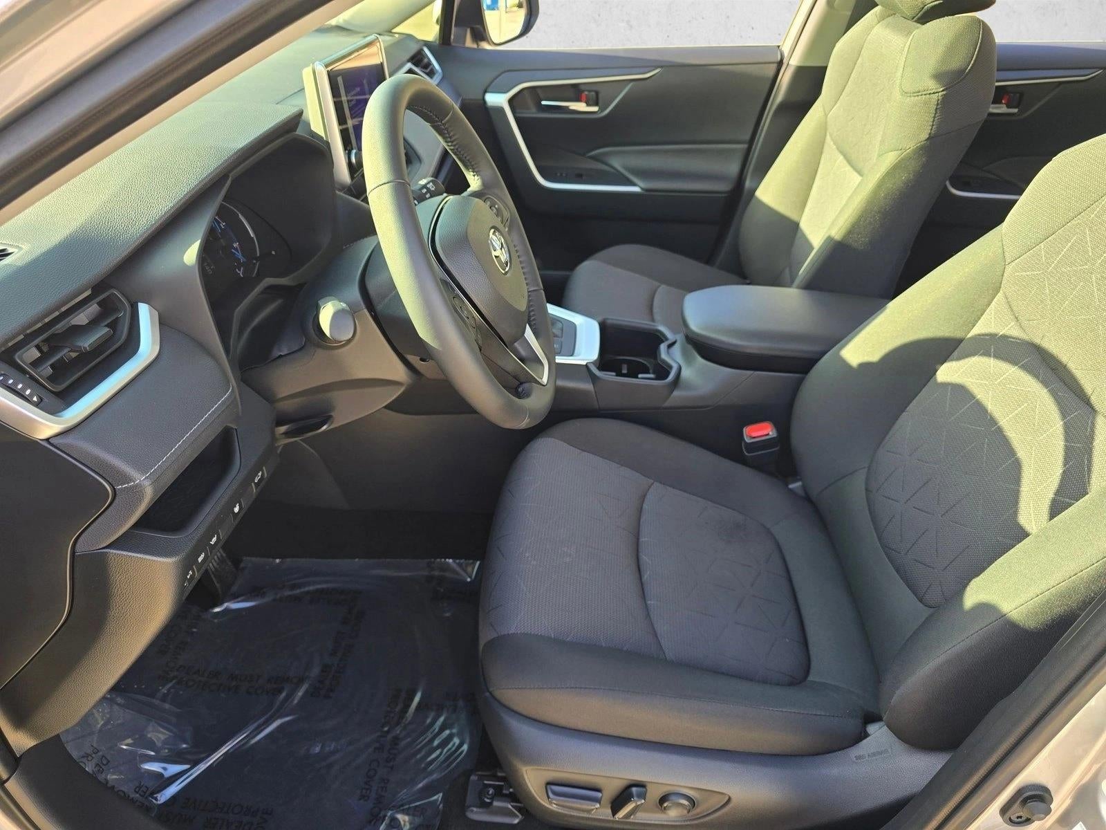 2025 Toyota RAV4 Hybrid XLE AWD (Natl)