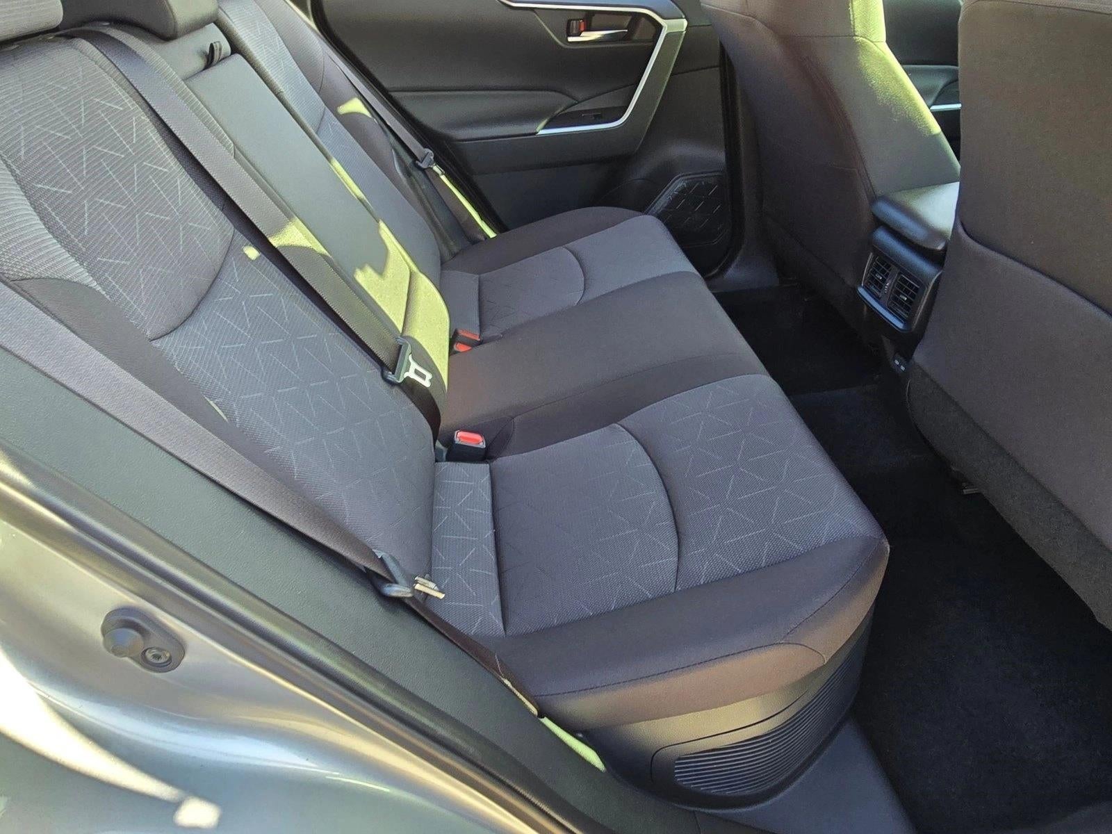 2025 Toyota RAV4 Hybrid XLE AWD (Natl)