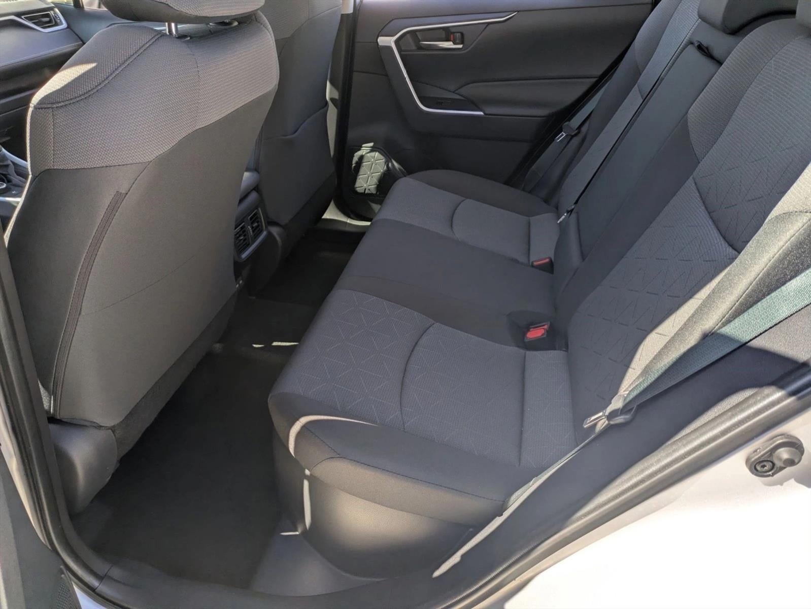 2025 Toyota RAV4 Hybrid XLE AWD (Natl)