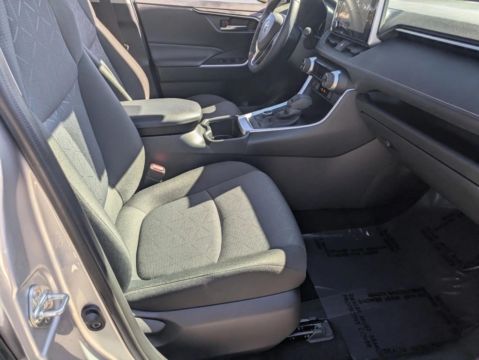 2025 Toyota RAV4 Hybrid XLE AWD (Natl)