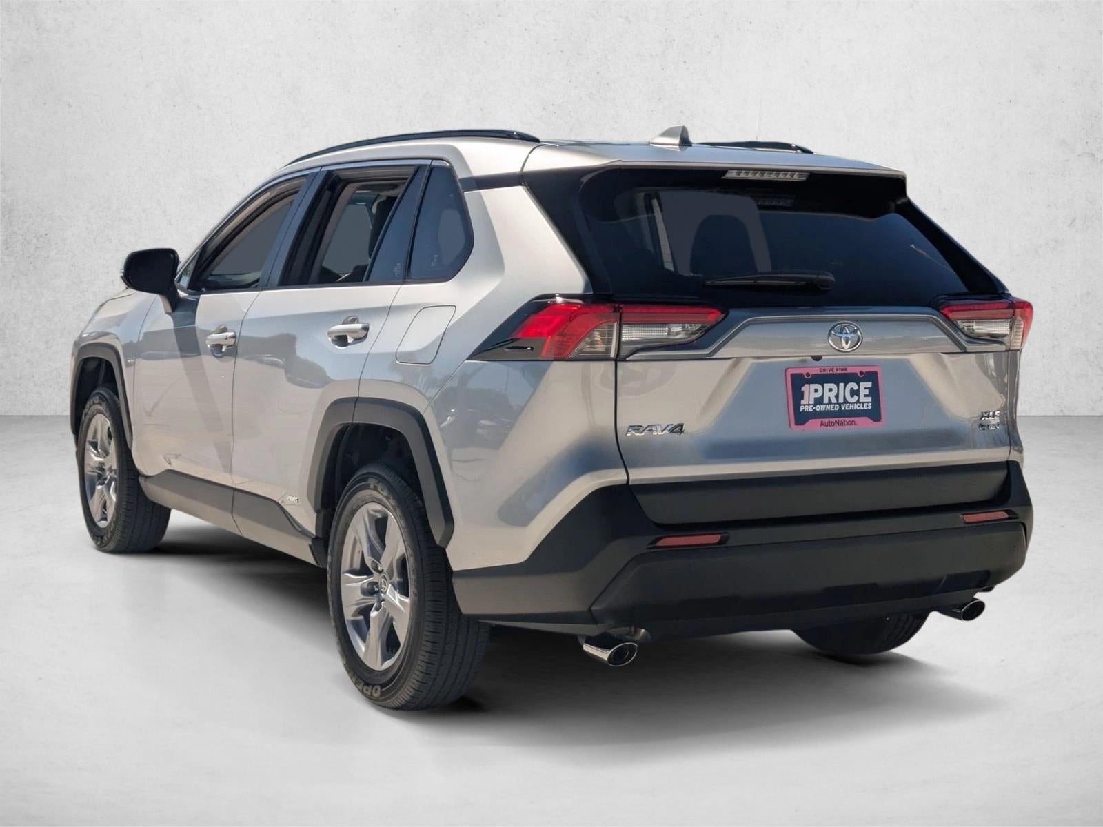 2025 Toyota RAV4 Hybrid XLE AWD (Natl)