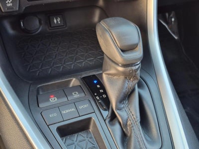 2019 Toyota RAV4 XLE FWD (GS)
