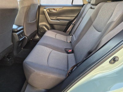 2019 Toyota RAV4 XLE FWD (GS)
