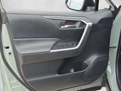 2019 Toyota RAV4 XLE FWD (GS)
