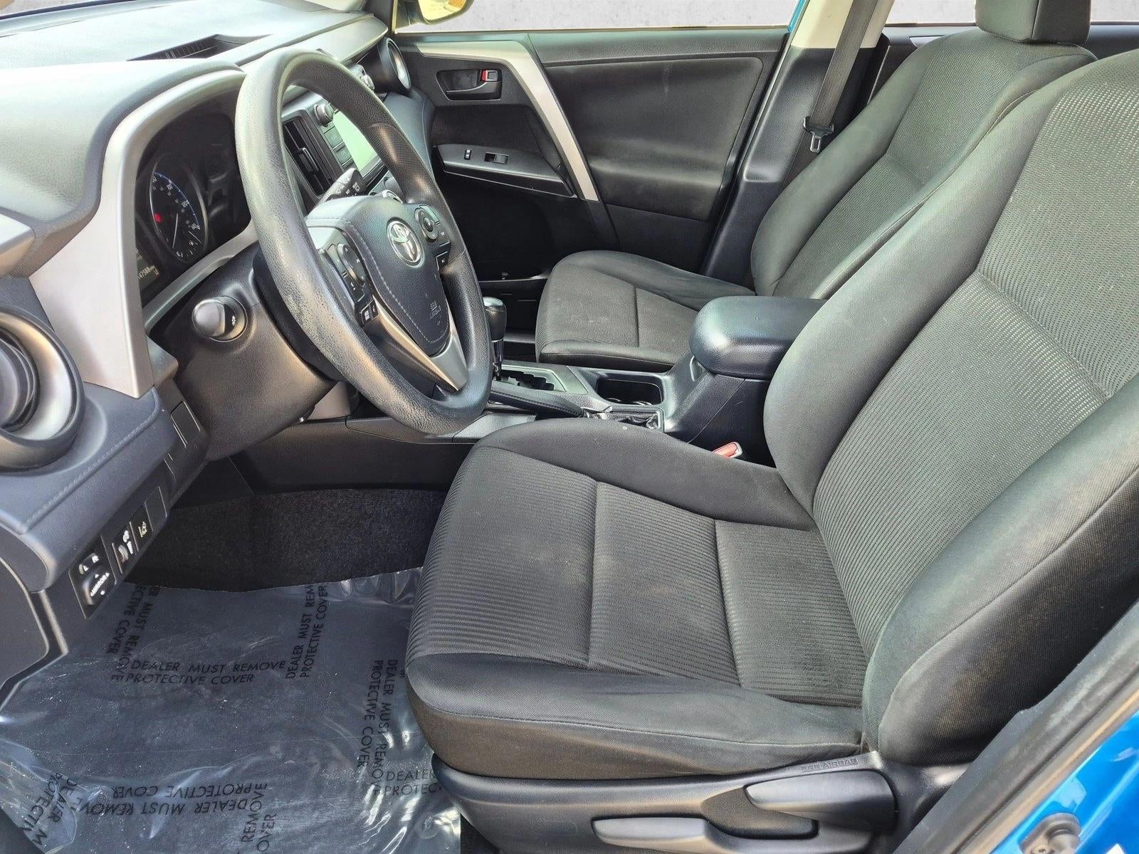 2018 Toyota RAV4 LE FWD (GS)