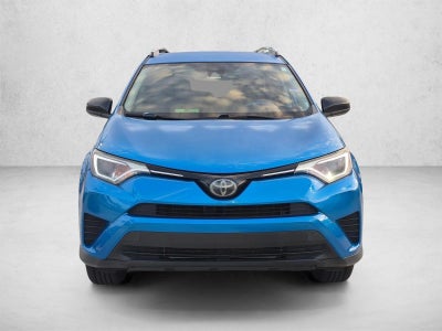 2018 Toyota RAV4 LE FWD (GS)