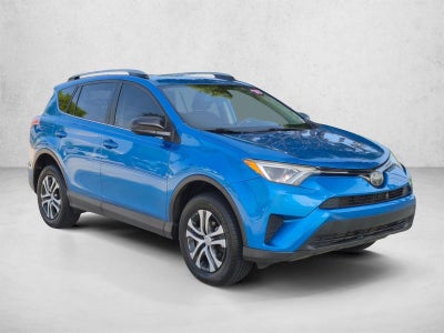 2018 Toyota RAV4 LE FWD (GS)