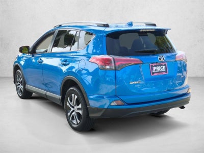 2018 Toyota RAV4 LE FWD (GS)