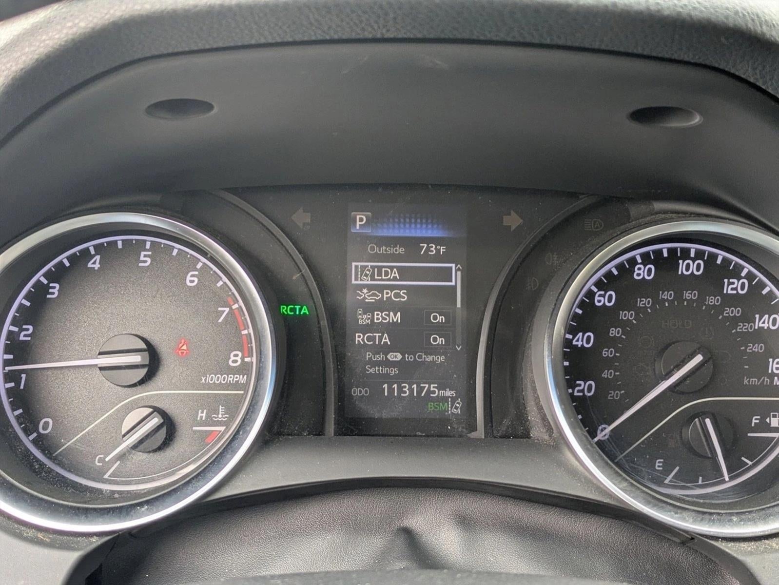 2018 Toyota Camry SE Auto (SE)