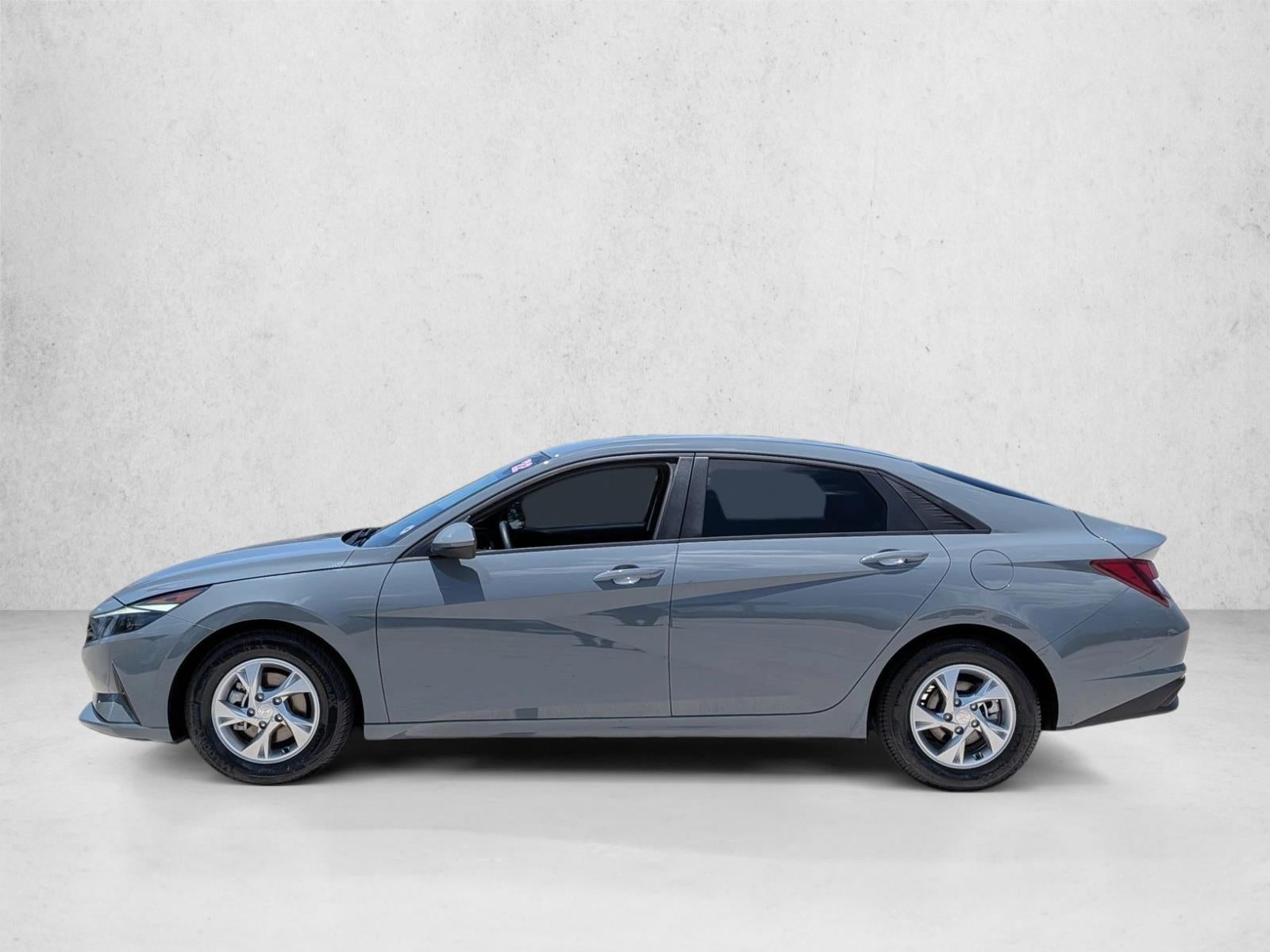 2022 Hyundai ELANTRA SE IVT