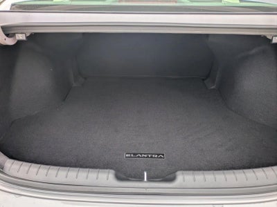 2024 Hyundai ELANTRA SE IVT