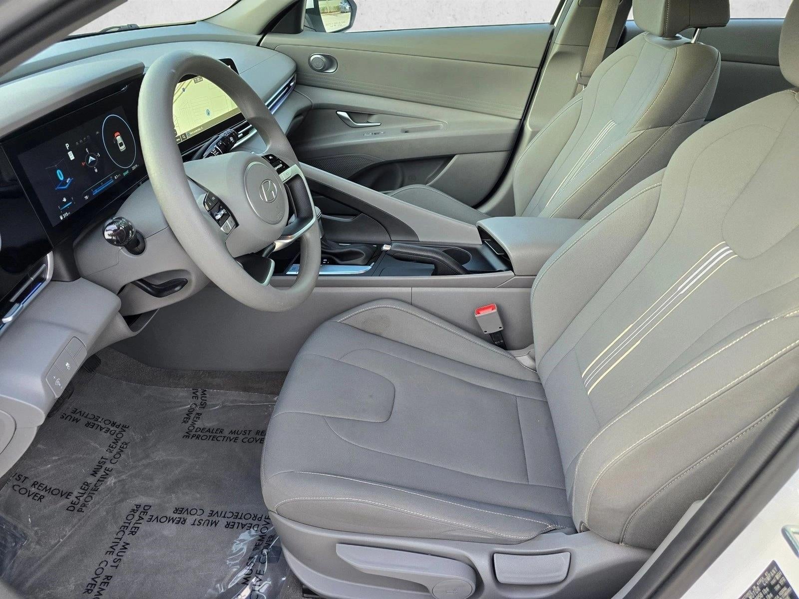 2024 Hyundai ELANTRA SEL IVT