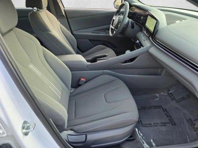 2024 Hyundai ELANTRA SEL IVT