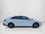 2024 Hyundai ELANTRA SEL IVT
