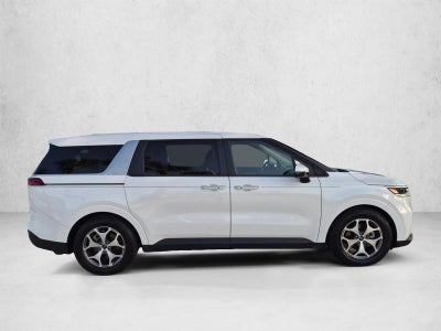 2022 Kia Carnival LXS FWD
