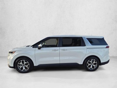 2022 Kia Carnival LXS FWD