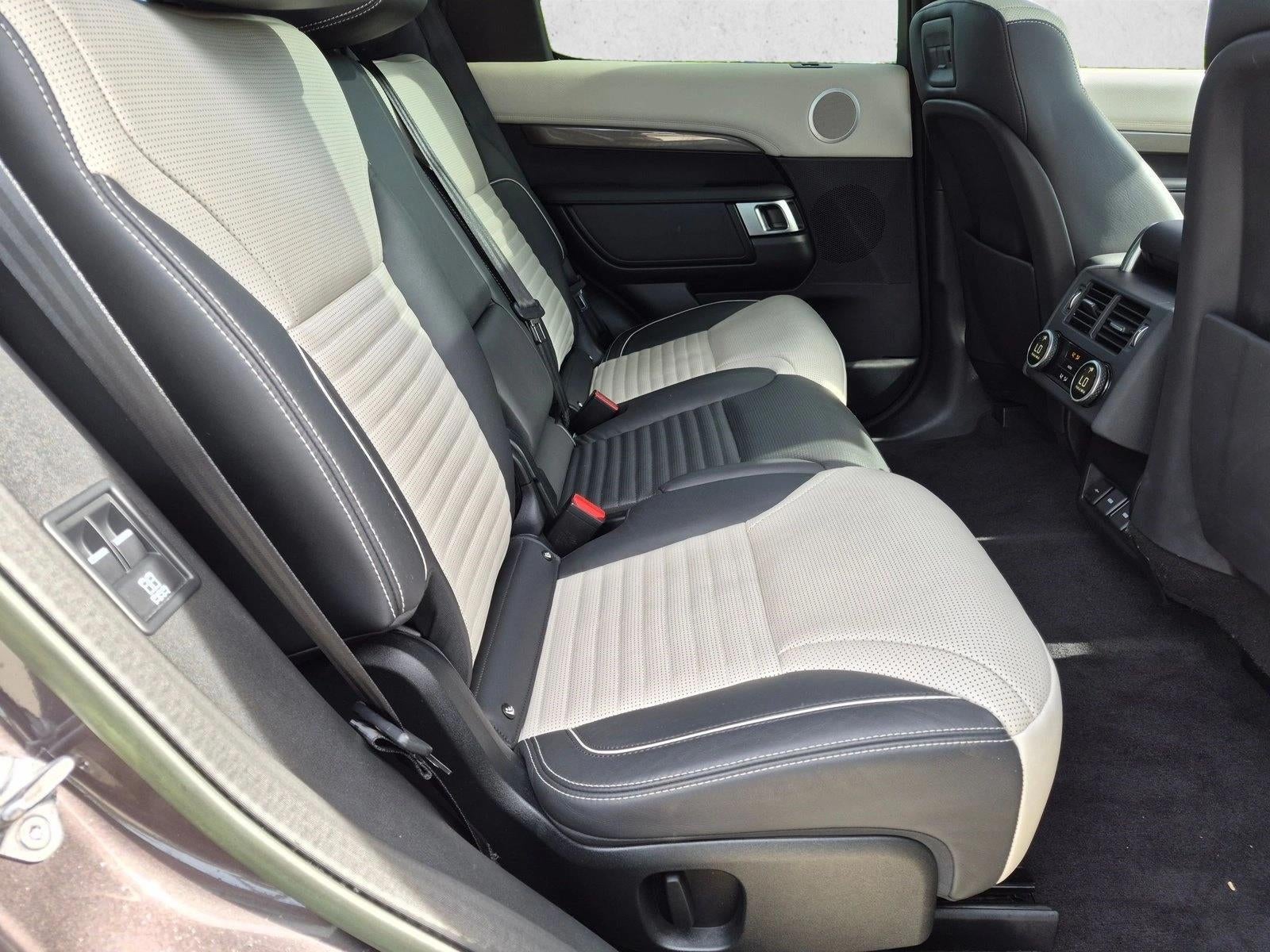 2023 Land Rover Discovery P360 Metropolitan Edition