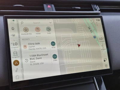2025 Land Rover Range Rover Velar P400 Dynamic SE