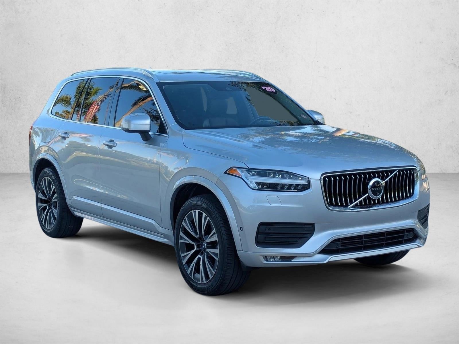2020 Volvo XC90 T6 AWD Momentum 7 Passenger