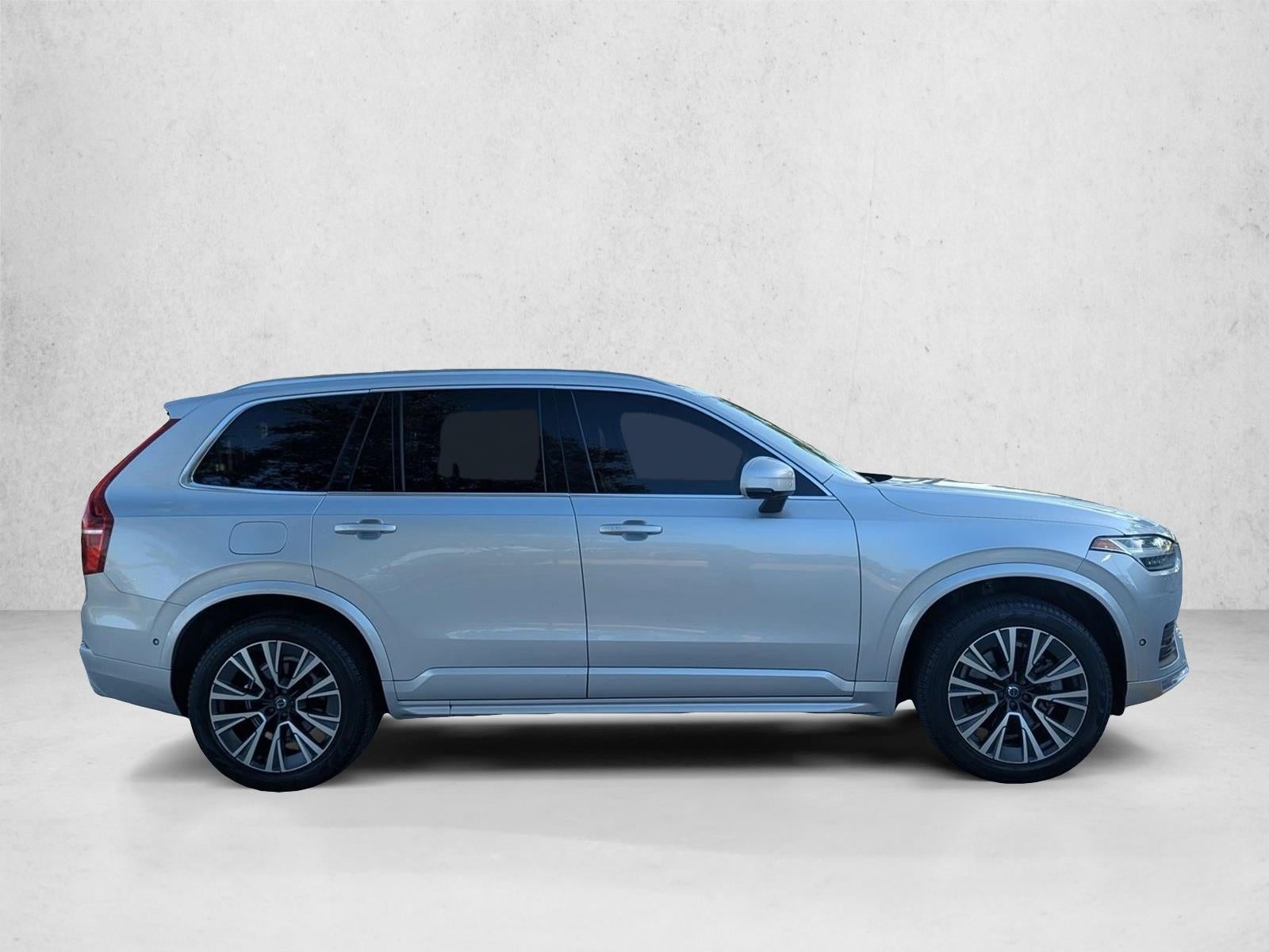 2020 Volvo XC90 T6 AWD Momentum 7 Passenger
