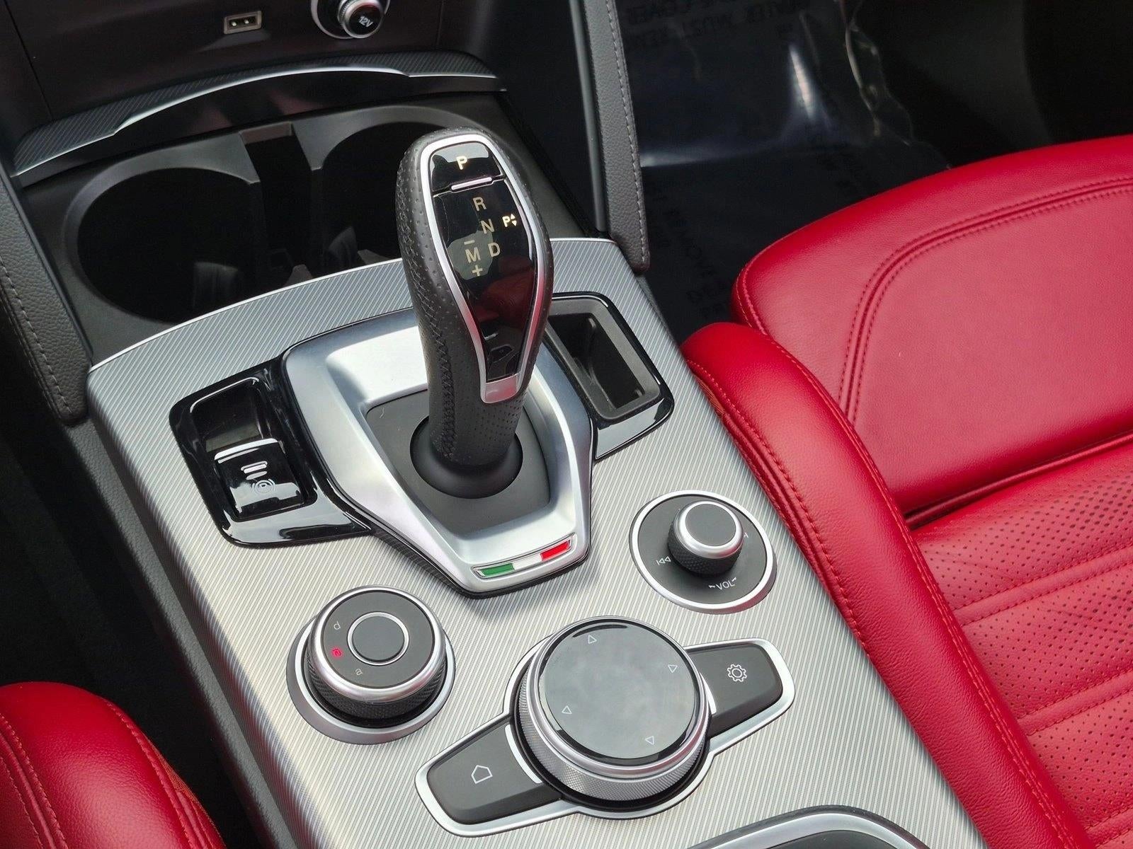 2022 Alfa Romeo Stelvio Veloce AWD