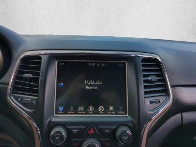 2017 Jeep Grand Cherokee Laredo 4x2