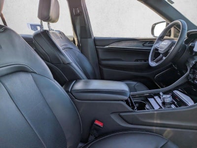 2023 Jeep Grand Cherokee L Overland 4x4